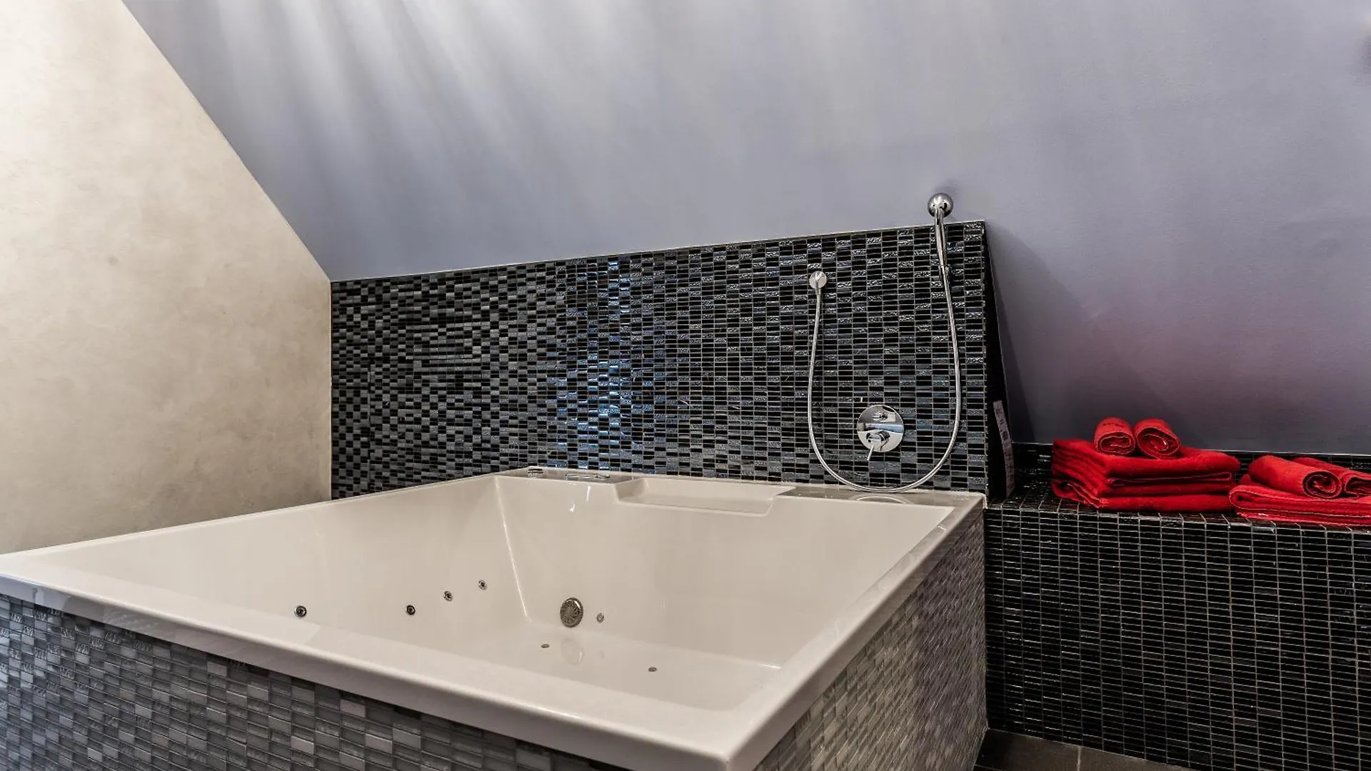 Erlebnishotel Lustra Landshut 0*,
